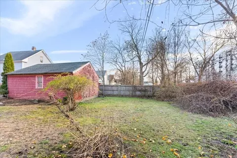 54 Dawes St, Springfield, MA 01109 photo 42