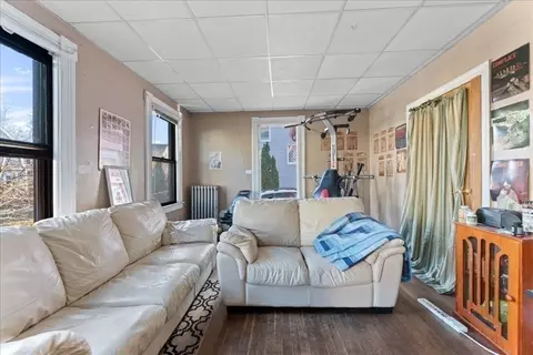 54 Dawes St, Springfield, MA 01109 photo 17