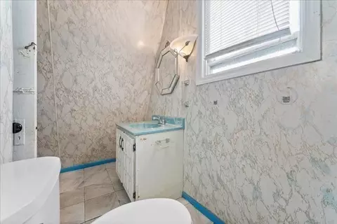 54 Dawes St, Springfield, MA 01109 photo 28