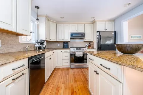 4 Oregon Rd, Mashpee, MA 02649 photo 14