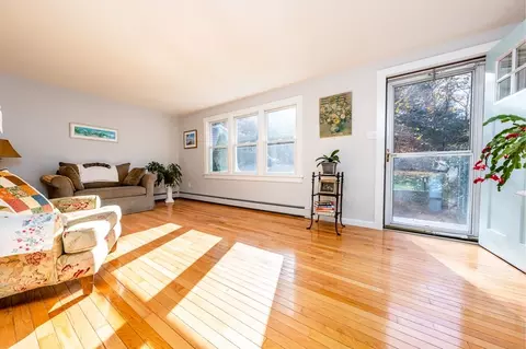 4 Oregon Rd, Mashpee, MA 02649 photo 9