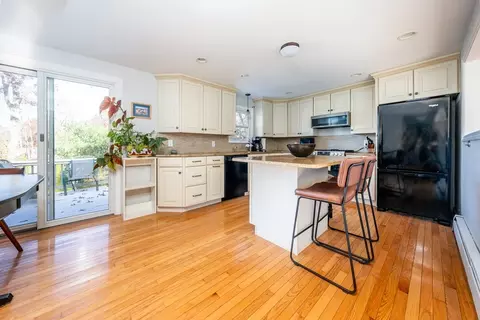 4 Oregon Rd, Mashpee, MA 02649 photo 12