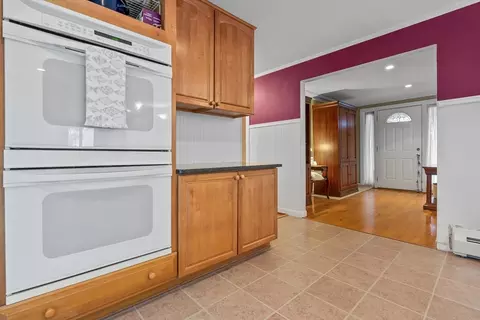 8 Eisenhower Ave, Beverly, MA 01915 photo 19