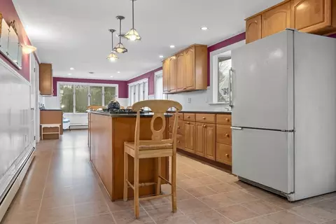8 Eisenhower Ave, Beverly, MA 01915 photo 17