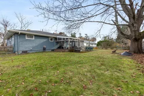 8 Eisenhower Ave, Beverly, MA 01915 photo 36