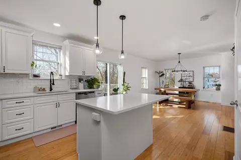 300 Massasoit Rd, Worcester, MA 01604 photo 10
