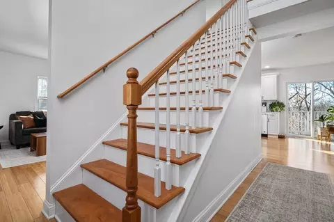 300 Massasoit Rd, Worcester, MA 01604 photo 4