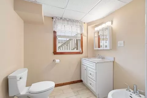 11 Dundee St, Fall River, MA 02721 photo 27