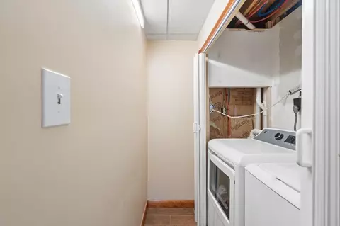 11 Dundee St, Fall River, MA 02721 photo 28