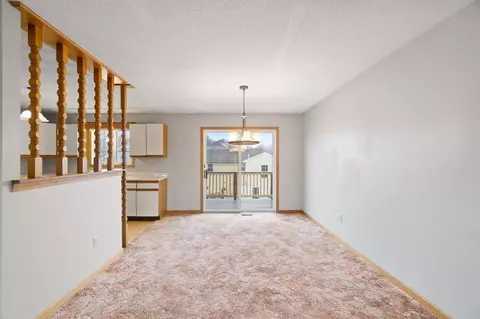 11 Dundee St, Fall River, MA 02721 photo 10