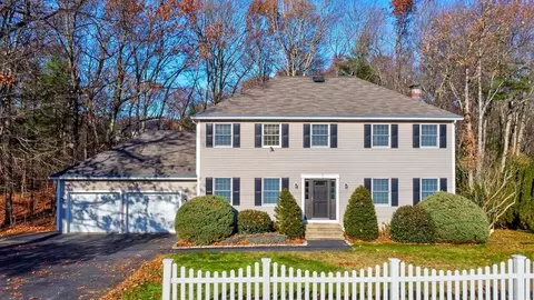 255 Fitch Rd, Clinton, MA 01510