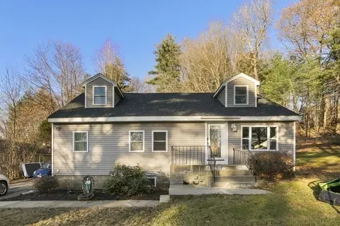 61 Patten Dr, Marlborough, MA 01752