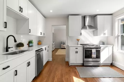 16 Otis St #2, Somerville, MA 02145