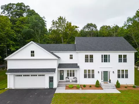 106 Millbury St, Grafton, MA 01519