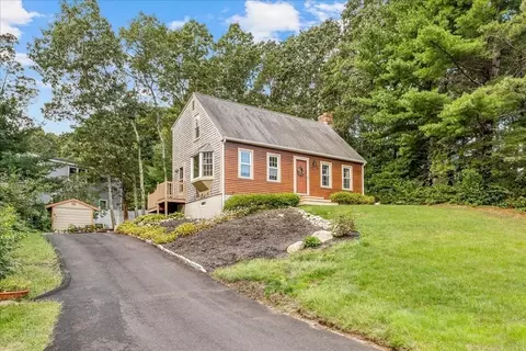 53 Lafayette Rd, Plymouth, MA 02360
