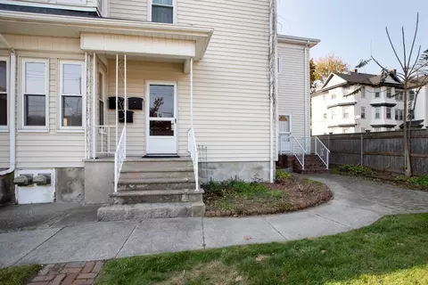314 Cory St, Fall River, MA 02720 photo 3
