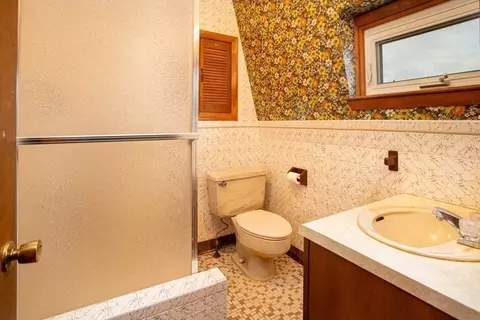 314 Cory St, Fall River, MA 02720 photo 38