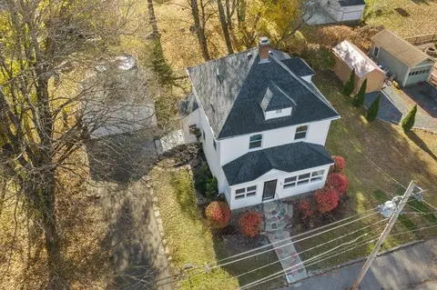 45 Shields St, Mansfield, MA 02048 photo 3