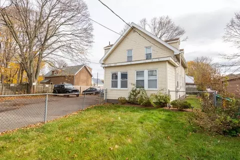 76 Washington St, Peabody, MA 01960
