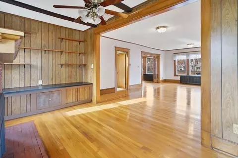 6 Carlos St, Springfield, MA 01104 photo 9