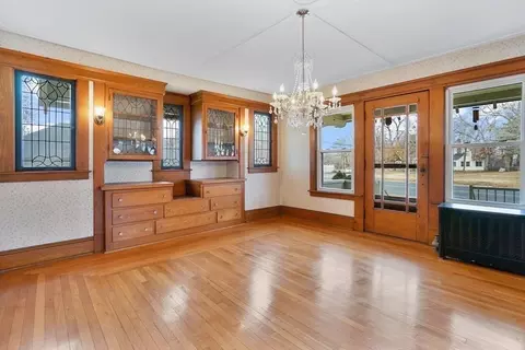 6 Carlos St, Springfield, MA 01104 photo 13