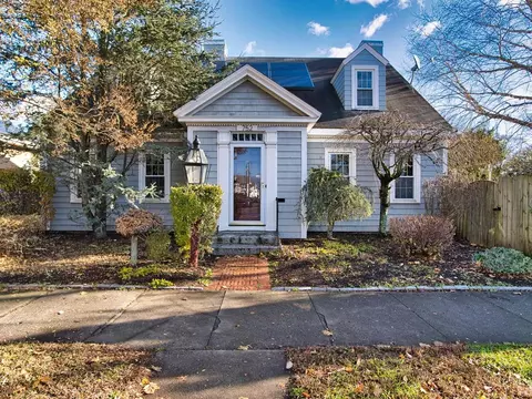 752 Rockdale Ave, New Bedford, MA 02740