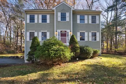 5 Old Mill Ln, Reading, MA 01867