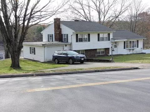 110 Gore Rd, Webster, MA 01570 photo 2