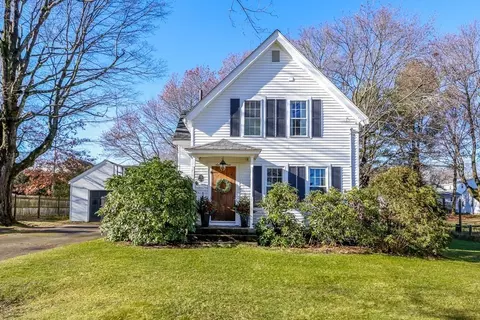79 Kendall Ln, Natick, MA 01760