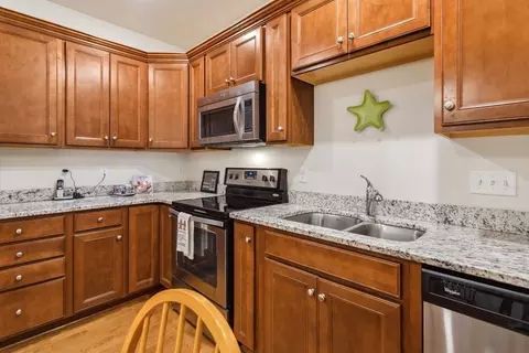 10 Abigail Way #2008, Reading, MA 01867 photo 13