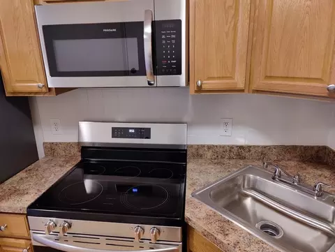 21 Staples Ave #35, Everett, MA 02149 photo 5