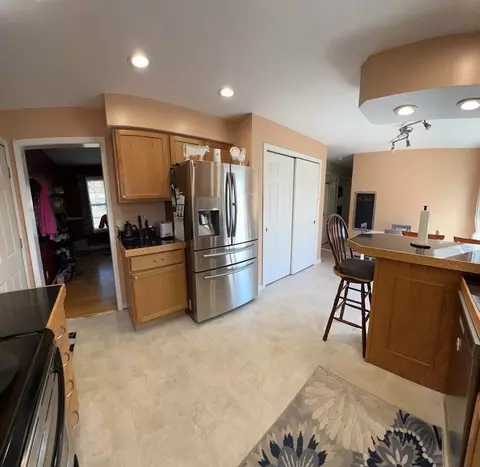 10 Ridge Rd, Erving, MA 01344 photo 7