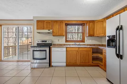 78 Brigham Rd, Worcester, MA 01609 photo 14