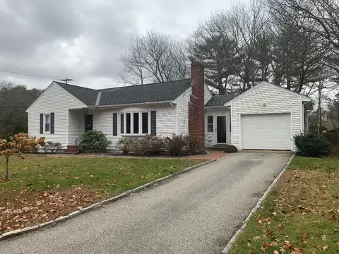 2 Accord Ln, Hingham, MA 02043 photo 4