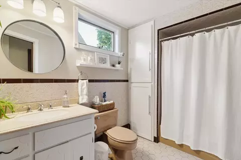35 Gledhill Ave, Everett, MA 02149 photo 17