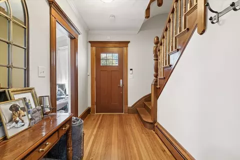 35 Gledhill Ave, Everett, MA 02149 photo 4
