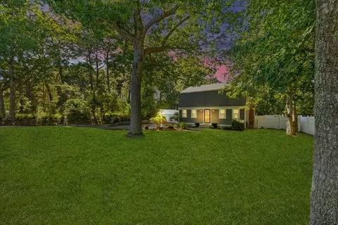 63 Brigantine Cir, Plymouth, MA 02360