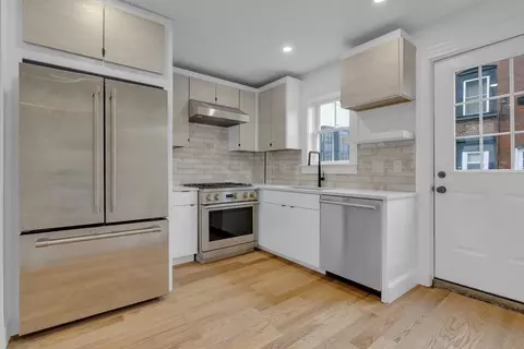 880 E 2nd St #1, Boston, MA 02127