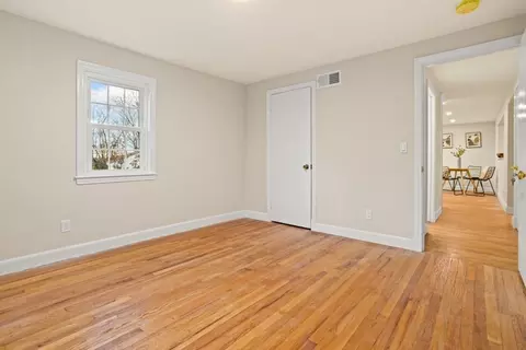 4 Sylvan St, Saugus, MA 01906 photo 28