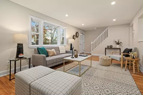 4 Sylvan St, Saugus, MA 01906 photo 11