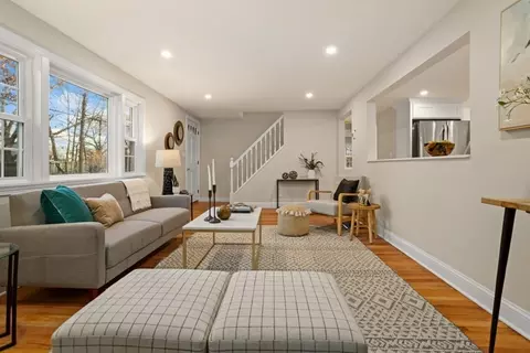 4 Sylvan St, Saugus, MA 01906 photo 10