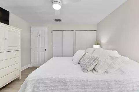 26 Doris Rd, Framingham, MA 01701 photo 14