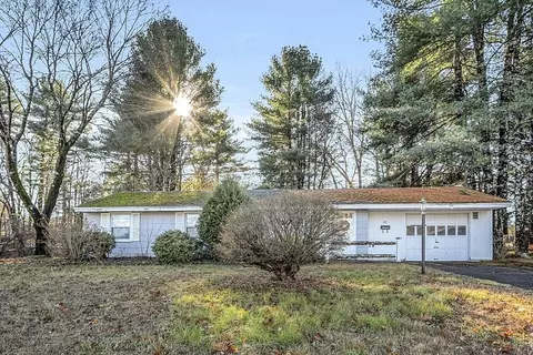 28 Wildes Rd, Chelmsford, MA 01824