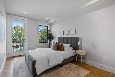 532-34 E Third St #6, Boston, MA 02127 photo 8