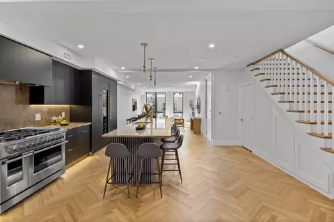 532-34 E Third St #6, Boston, MA 02127 photo 6