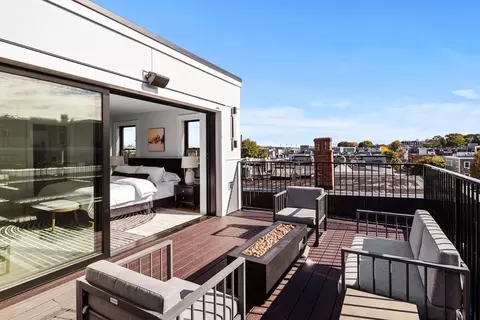 532-34 E Third St #6, Boston, MA 02127 photo 21