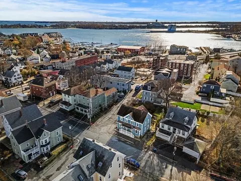 18 School St #2, Beverly, MA 01915 photo 40