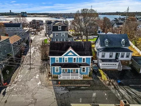 18 School St #2, Beverly, MA 01915 photo 4