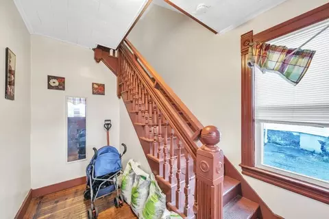 70 Alexander St, Springfield, MA 01107 photo 13