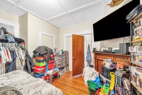 70 Alexander St, Springfield, MA 01107 photo 27